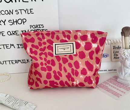 Trousse Maquillage aux Motifs Sauvages
