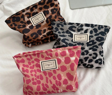 Trousse Maquillage aux Motifs Sauvages