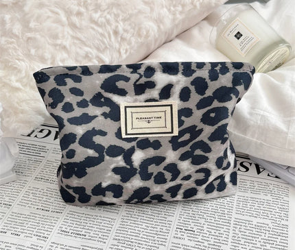 Trousse Maquillage aux Motifs Sauvages