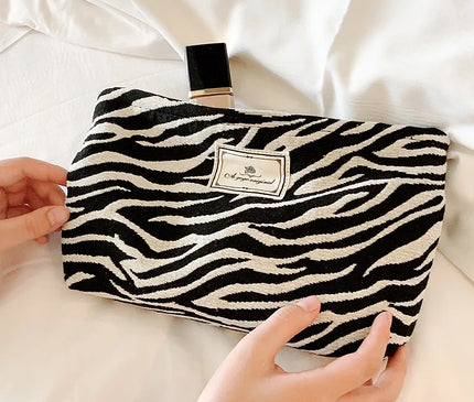 Trousse Maquillage Léopard Savane Veloutée