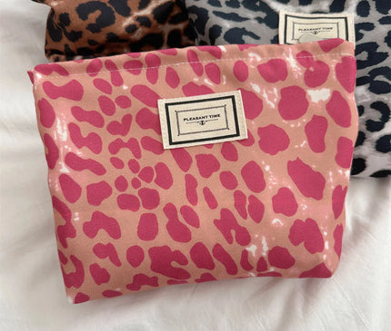 Trousse Maquillage aux Motifs Sauvages