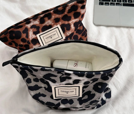 Trousse Maquillage aux Motifs Sauvages