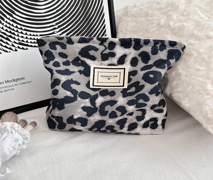 Trousse Maquillage aux Motifs Sauvages