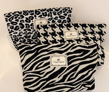 Trousse Maquillage Léopard Savane Veloutée