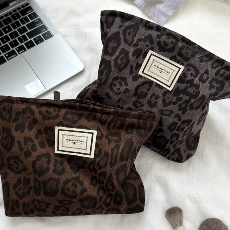 Trousse Maquillage aux Motifs Noirs Sauvages