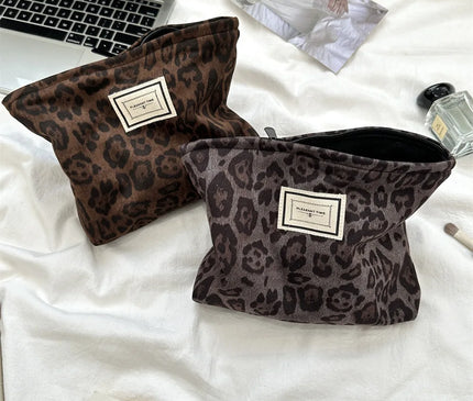 Trousse Maquillage aux Motifs Noirs Sauvages