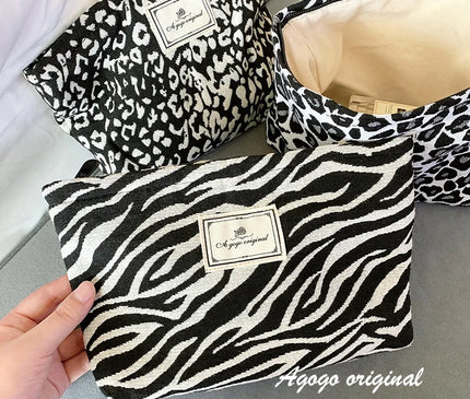 Trousse Maquillage Léopard Savane Veloutée