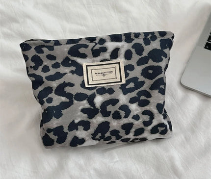 Trousse Maquillage aux Motifs Sauvages