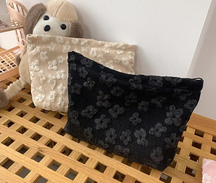 Trousse Harmonie Fleurie Dentelée