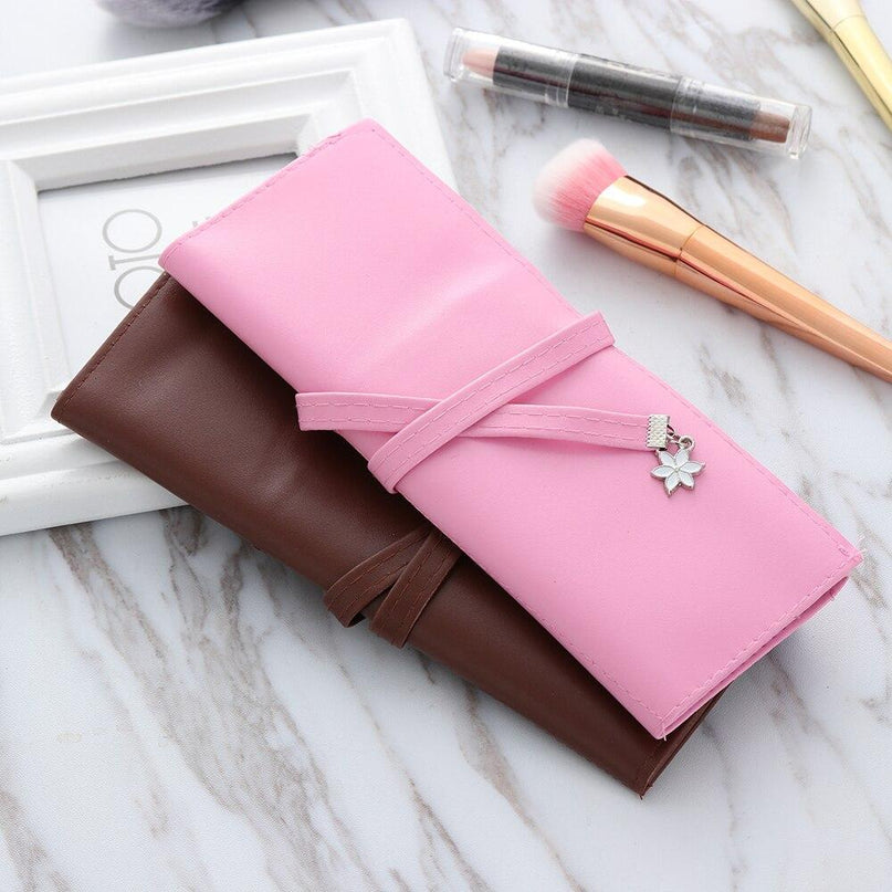 Pochette Maquillage Rigide Robuste Solide