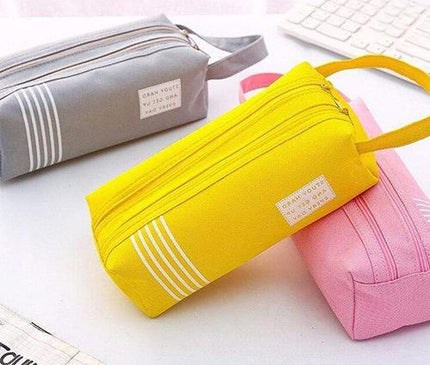 Trousse Maquillage Noire Élégante Classique